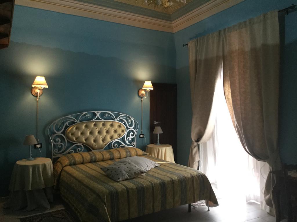 Отель Palazzo Diamante Calascio Экстерьер фото